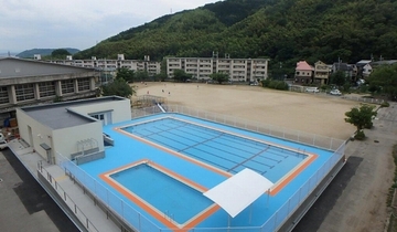 第二大山崎小学校　プール